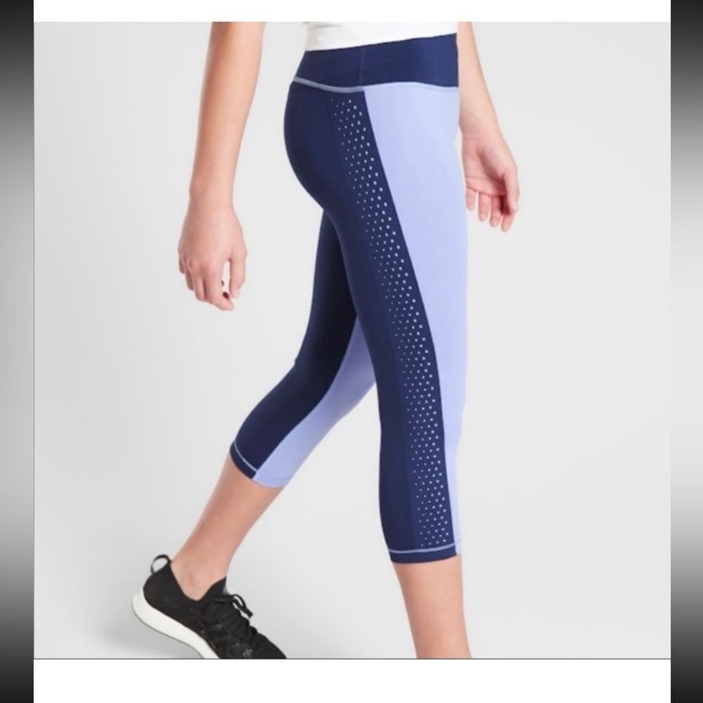 ATHLETA GIRLS Medium‎ Spring It On Capri Leggings